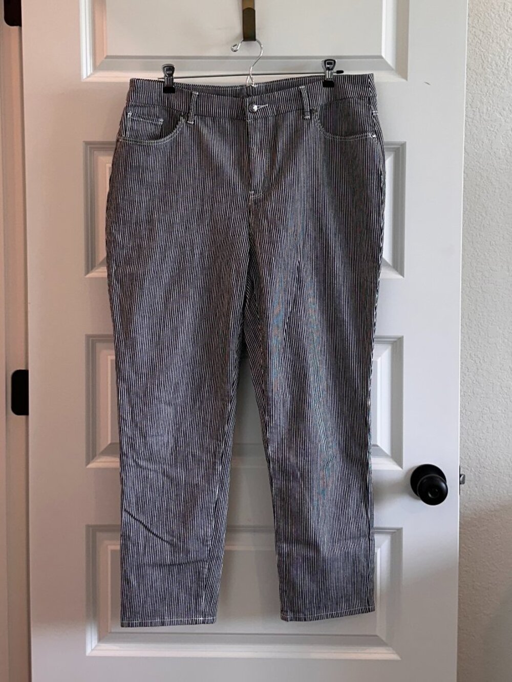 Chico's So Slimming Girlfriend Slim Leg Ankle Striped Pants sz 14